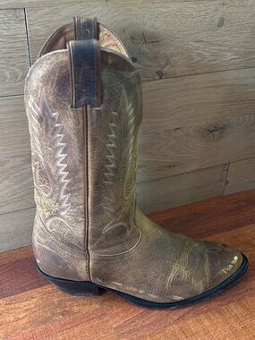 Men's Boulet Cowboy Western Boots - Challenger 9 3E for men.